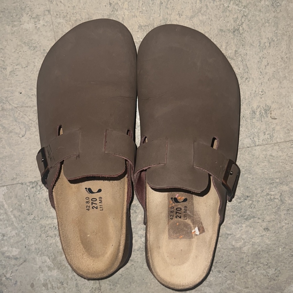 BIRKENSTOCK BROWN SUEDE BOSTON CLOGS size 42 /Mens 9 women 11 excellent